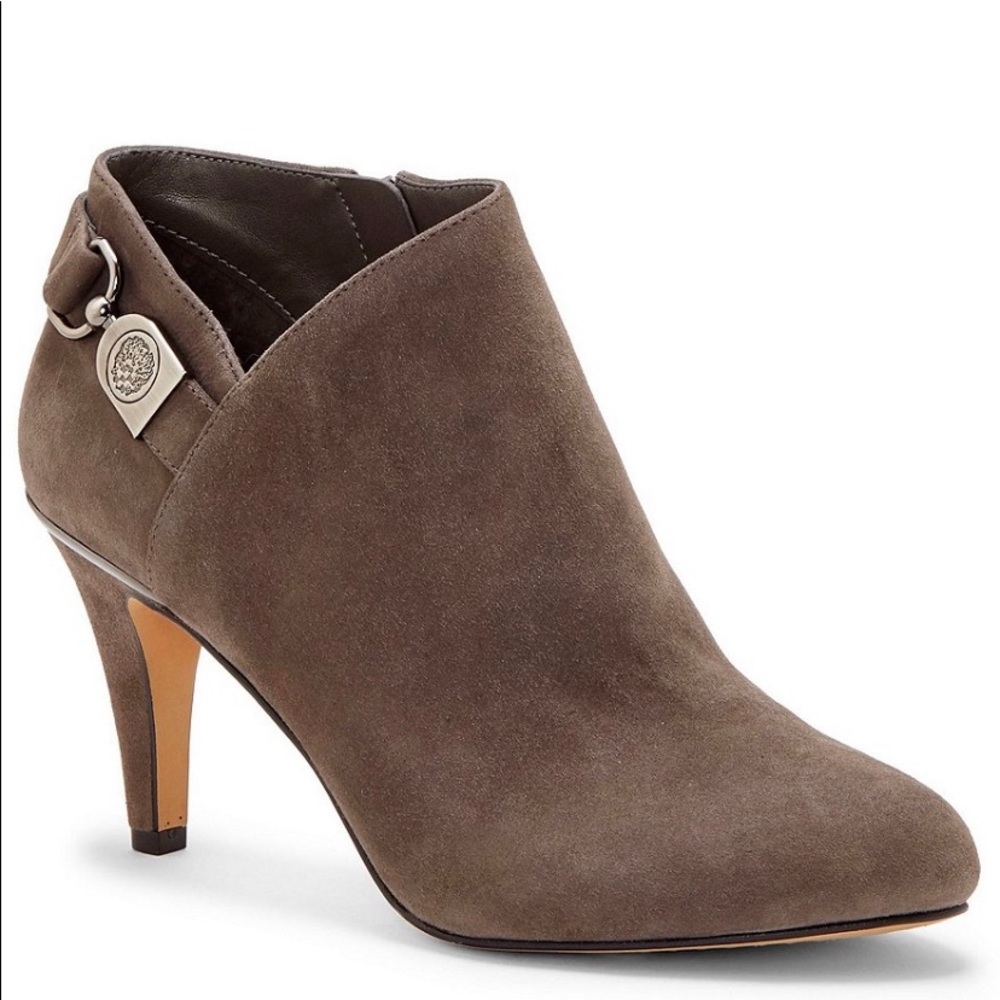 🆕 Vince Camuto Suede Dress Bootie 8M